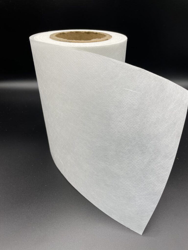 What kind of non-woven fabric is suitable for desiccant bags?